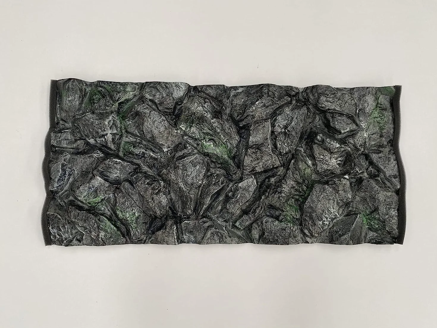 PLASTIKO - Acquario Sfondo 3D I 100x50 cm I Facile da Montare e Pulire I Non Richiede Colla I Sicuro per Gli Animali I Grigio con Un Modello di Pietre Alte