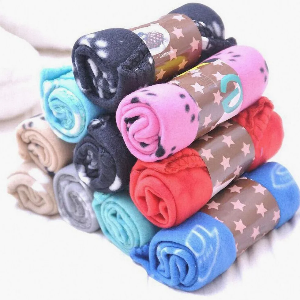 Coperta per Gatti Grigio 60X70cm Coperta per Animali Domestici Tappetino Morbido Caldo Pile Paw Print Design Pet Mat Letto Divano Pet Fodere per Cuscini Asciugamano 3Pz 5Pz