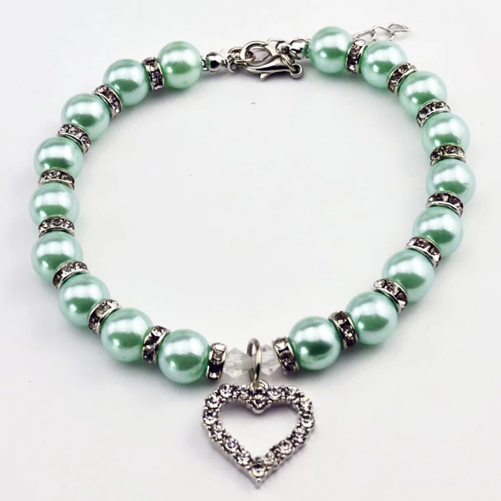 2 collane con perle per cani chihuahua, ciondolo cuore, accessori costume sposa, rosa e blu