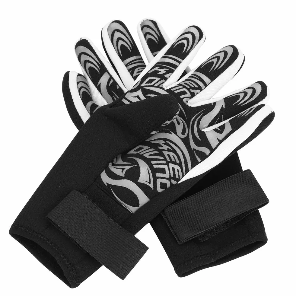 Guanti da Acqua, Guanti da Immersione in Neoprene, Guanti da Nuoto Caldi da 2 Mm Guanti per Mute a Cinque Dita per Immersioni, Kayak, Surf, Inverno, Canoa, Kayak e Altri Sport Acquatici(S-Nero)