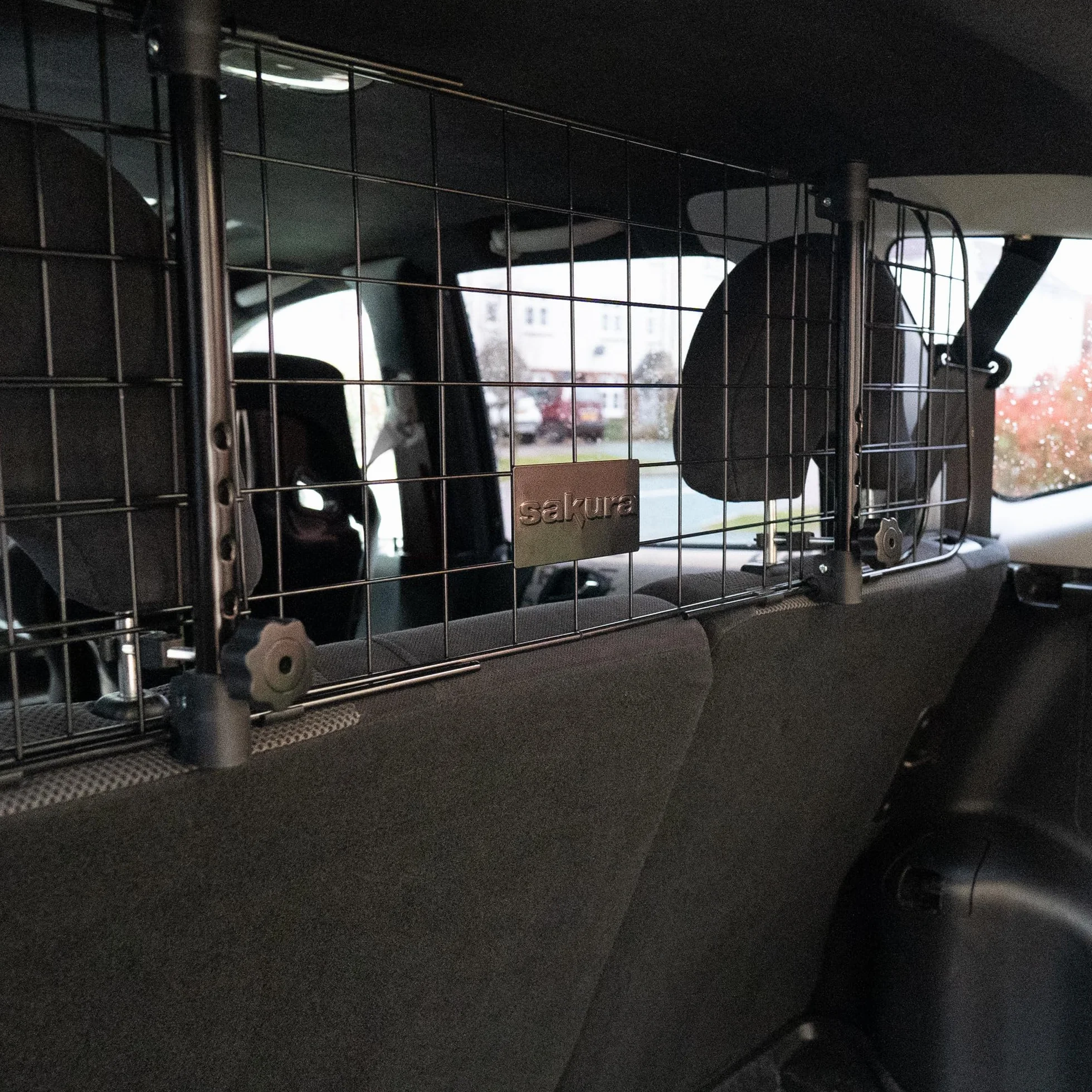 Sakura SS5259 Divisorio per Cani da Auto per Poggiatesta, Larghezza Regolabile, Facile Montaggio