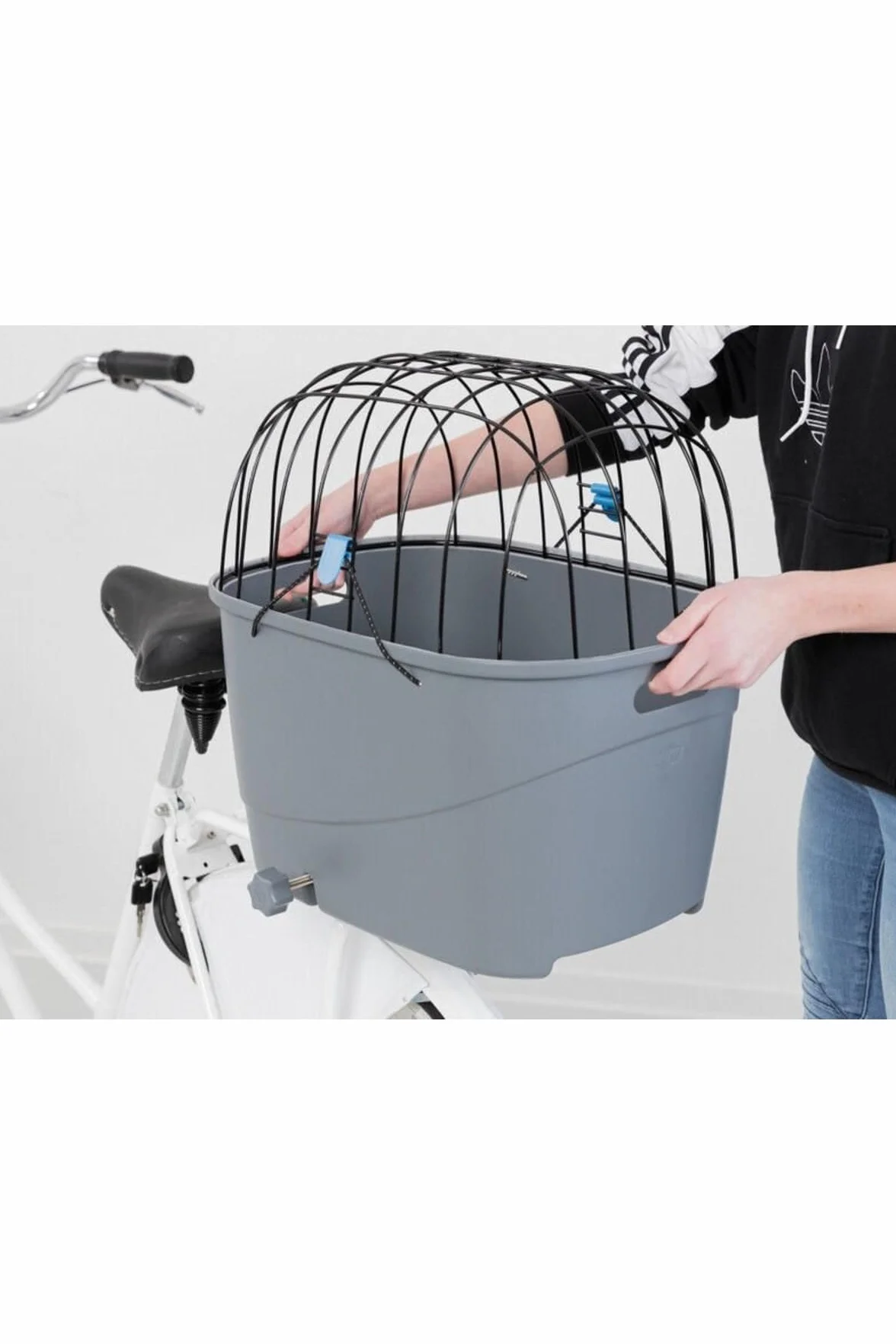 TRIXIE 13115 Bicycle Basket for Pannier Rack, Plastic/Metal, 3000 g, 36 x 47 x 46 cm