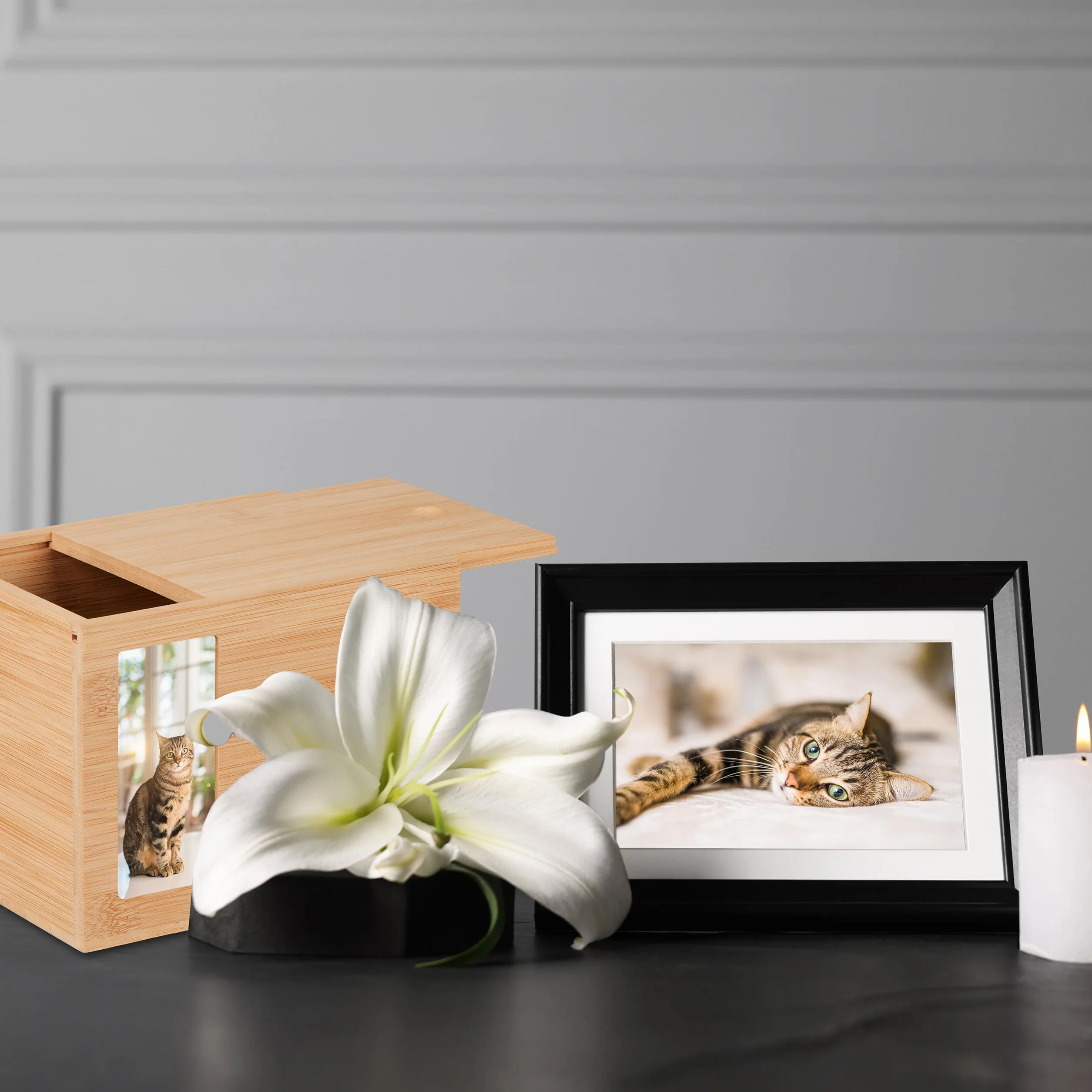 Relaxdays Urna per Ceneri Cani Gatti Portafoto Contenitore Cinerario 14,5 x 19,5 x 14,5 cm Marrone