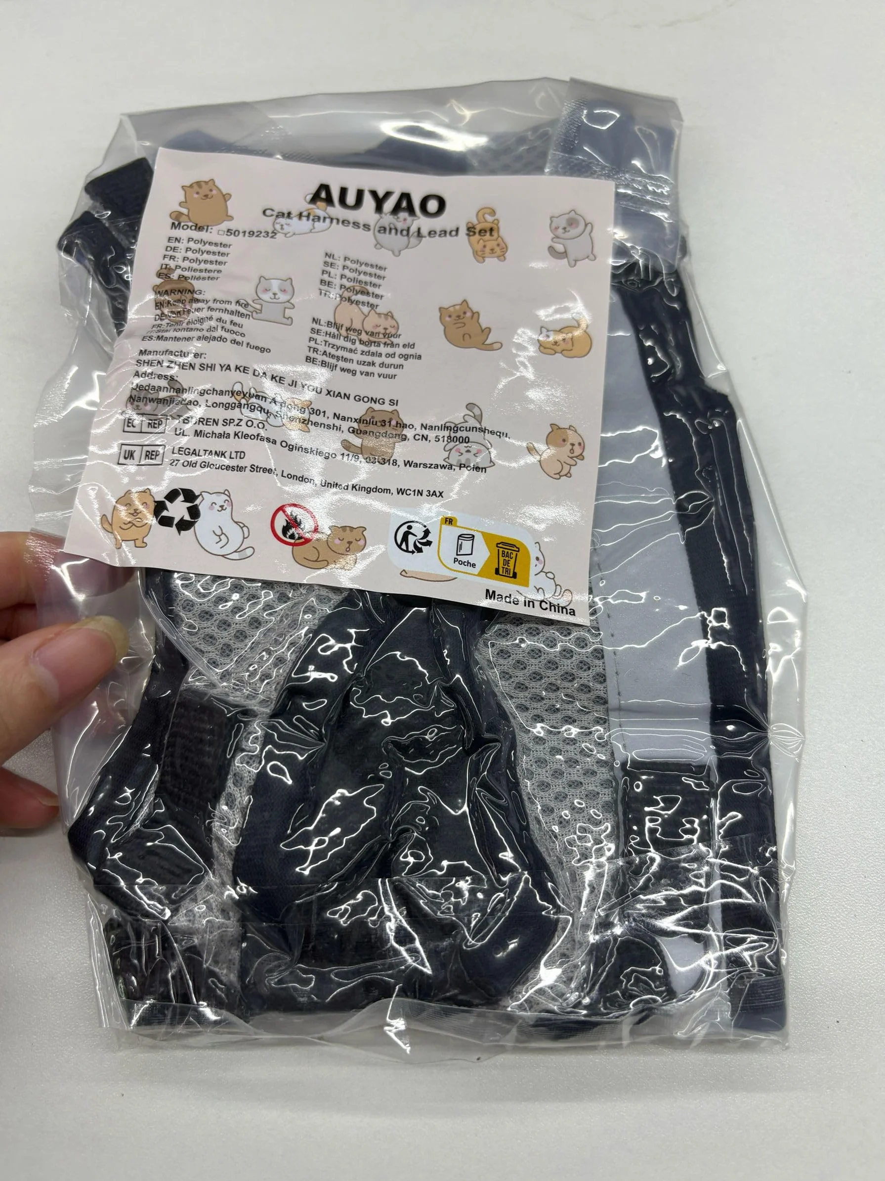 AUYAO Pettorina per Gatti– Set Antifuga Regolabile e Traspirante per Gatti Piccoli/Medi, Design Riflettente per Passeggiate Notturne, Comfortevole e Sicuro (Grigio-Nero, S)