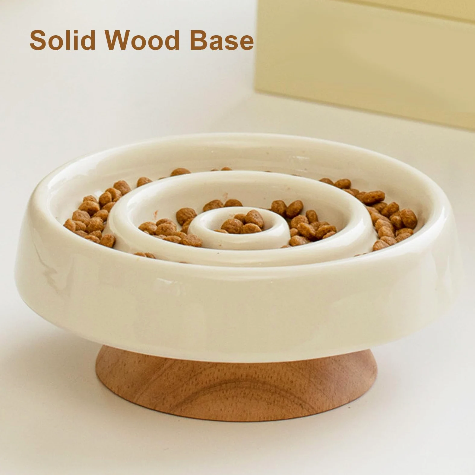 Ciotola per Gatti in Ceramica con Alimentazione Lenta con Base in Legno Rialzata, Mangiatoia Lenta Antiscivolo per Gatti per Prevenire Gonfiore e Soffocamento (Beige chiaro)
