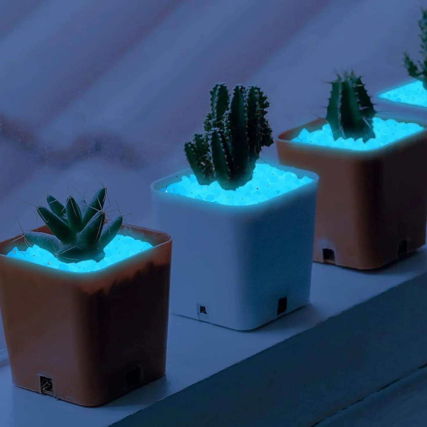 10000 Pezzi Bagliore Rocce 3-5mm Pietre Luminose Blu, Pietre da Giardino Luminosi, Che si Illuminano al Buio Sassi da Giardino, per Giardino, Vaso Pianta, Pesce Acquario