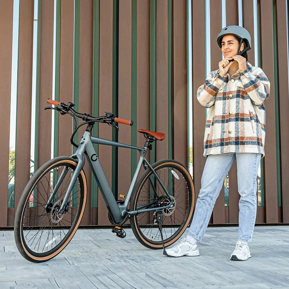Cecotec Casco Montaña BrainGuard Sprinter, maggiore comodità, Ruota e cinghia di regolazione, Per biciclette e monopattini elettrici, Omologato