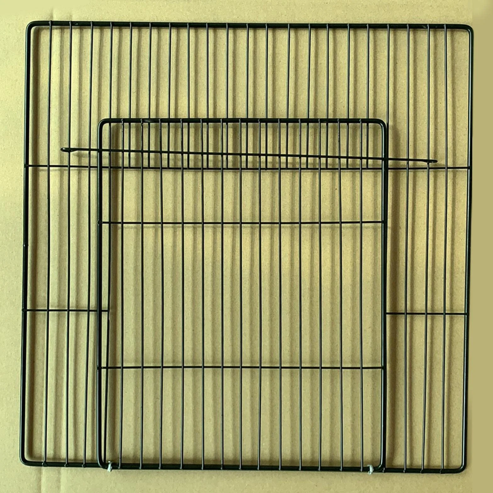 Pannello per Porta di Gabbia per Animali da Interno in Filo Metallico Espandibile, Griglia Nera densa