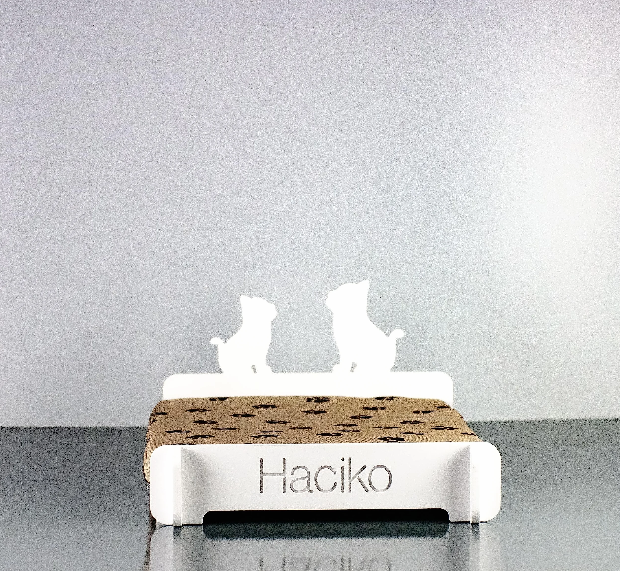 Lettino Personalizzato per Cani in Forex 10 mm - Cuccia Cane Personalizzata 63x25x42 cm