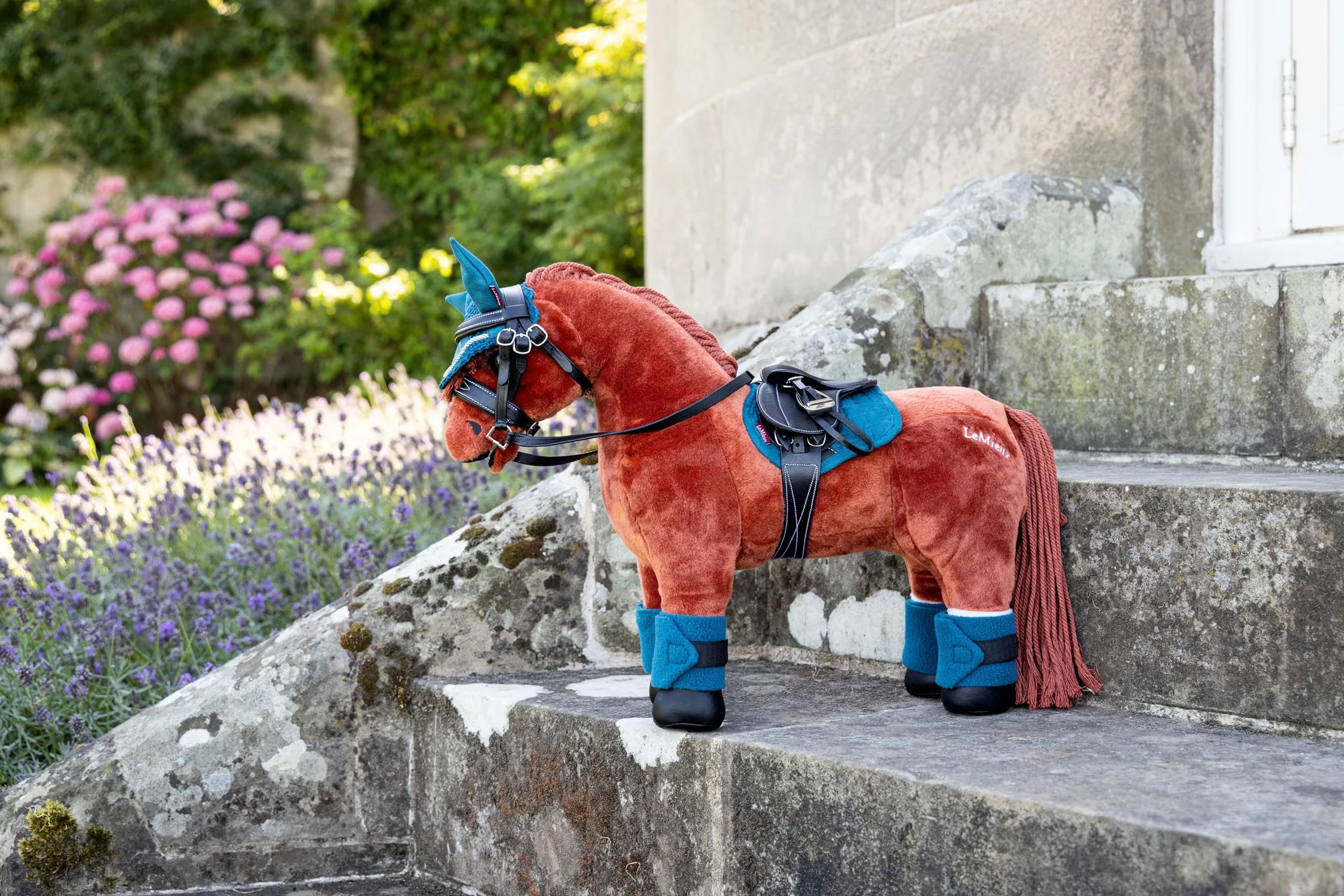 LeMieux Sella giocattolo per pony, in pelle a grana fine, adatta per bambini dagli 8 anni in su, colore: Nero