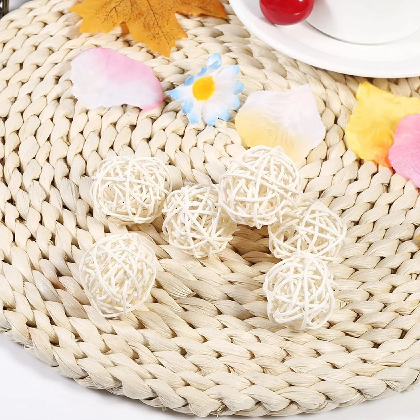 Voarge 10 Palline di Vimini Naturale per Pappagalli, Giocattolo da Masticare in Rattan 3 cm