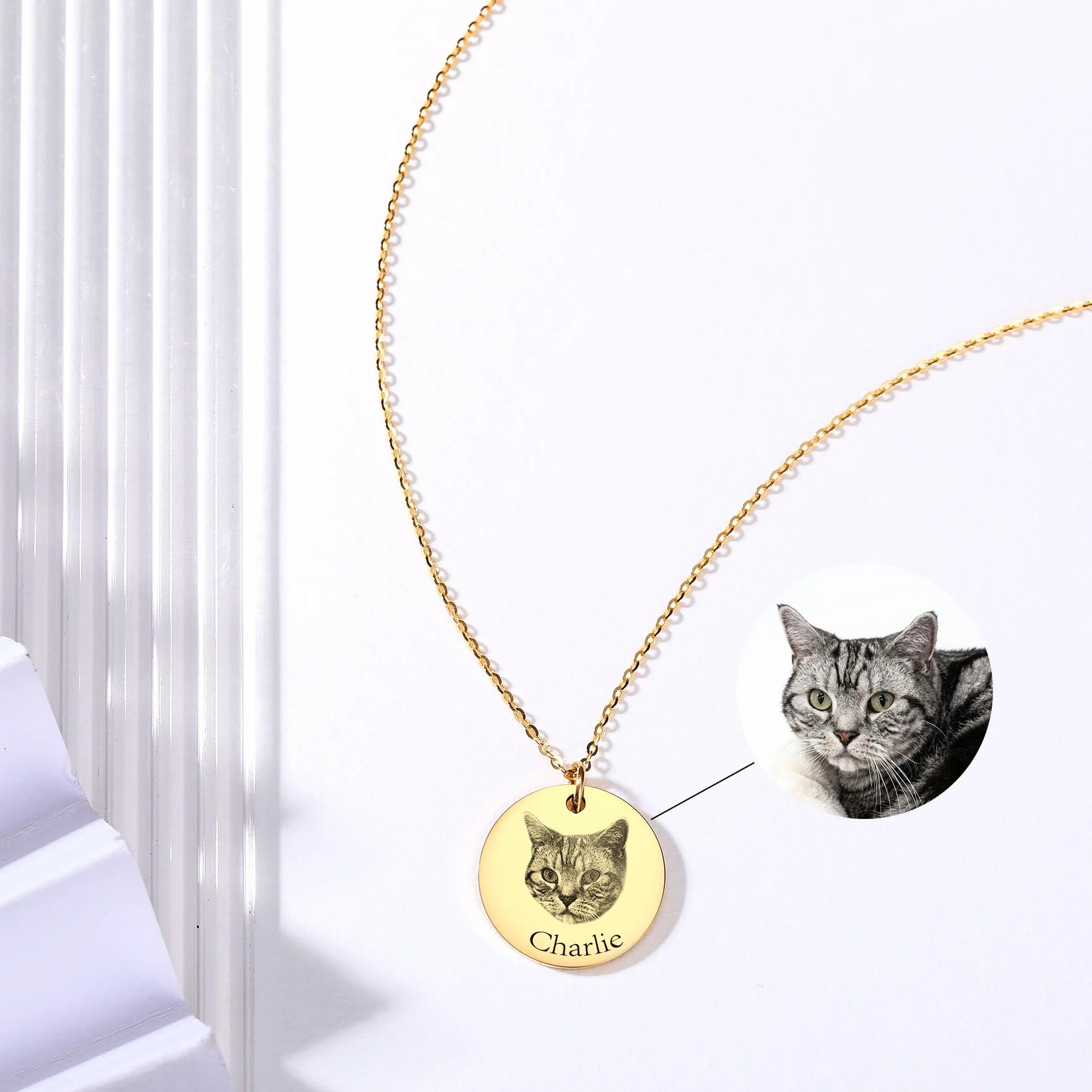 Collana Personalizzata con Ritratto di Animale Domestico Inciso Cane Gatto
