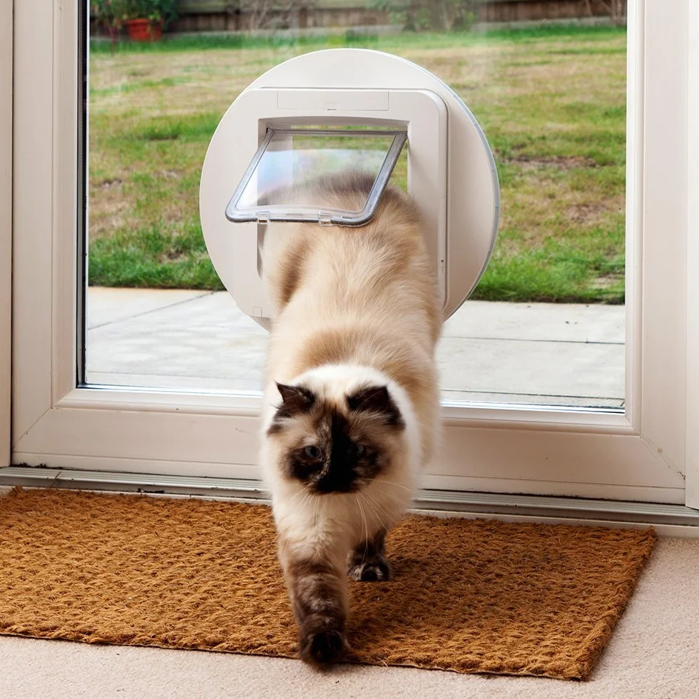 SureFlap Sure Petcare Adattatore di montaggio della porta per animali, Marrone, 2 pz., per porte in vetro e finestre