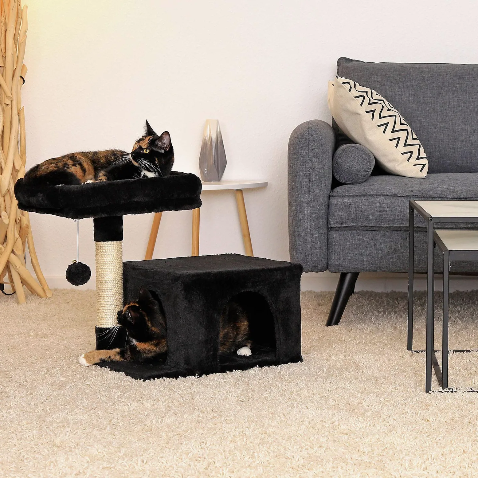 lionto Tiragraffi con Piattaforma, Grotta e Sisal, 50 cm, Nero | Tiragraffi piccolo per gatti con piattaforme, colonne in sisal ed elementi gioco per arrampicarsi, giocare e curare le unghie