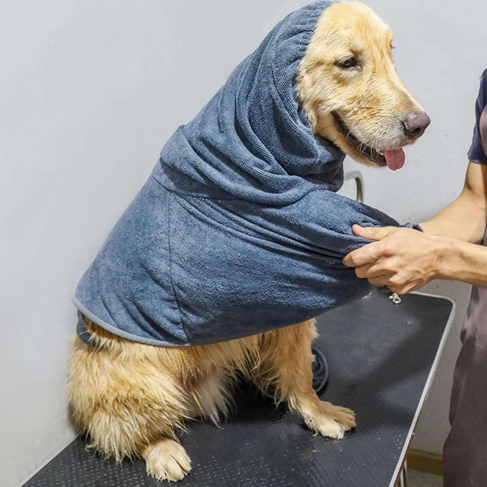 Accogliente accappatoio per animali domestici per cani addensare asciugamano mantiene gli animali domestici caldi e asciutti dopo il bagno o durante il nuoto