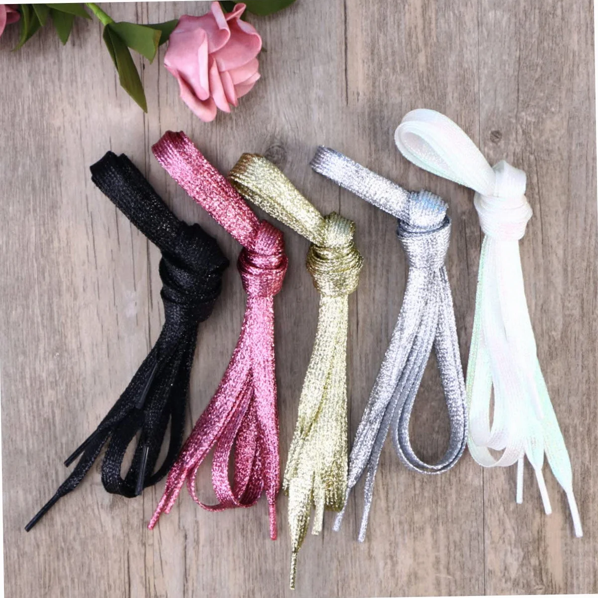 KOMBIUDA 1.1m Lacci Piatti Glitterati Colorati Per Scarpe Da Ginnastica Sportive e Di Tela Resistente Flessibile