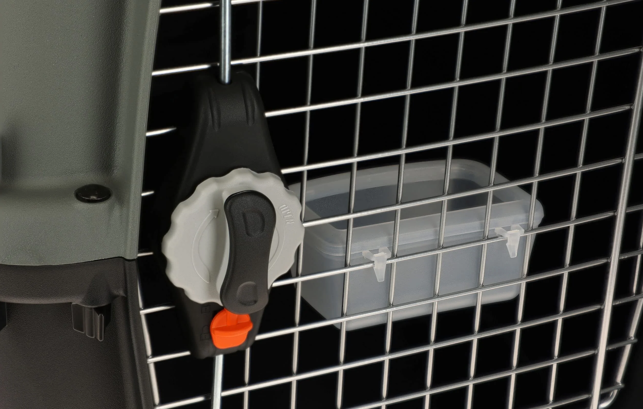 Kerbl Pet scatola di trasporto Eco, per cani, antracite/grigio-verde, 81x60x61,5 cm, plastica, 15-40 kg, adatto ai cani, adatto ai viaggi aerei, con porta in metallo