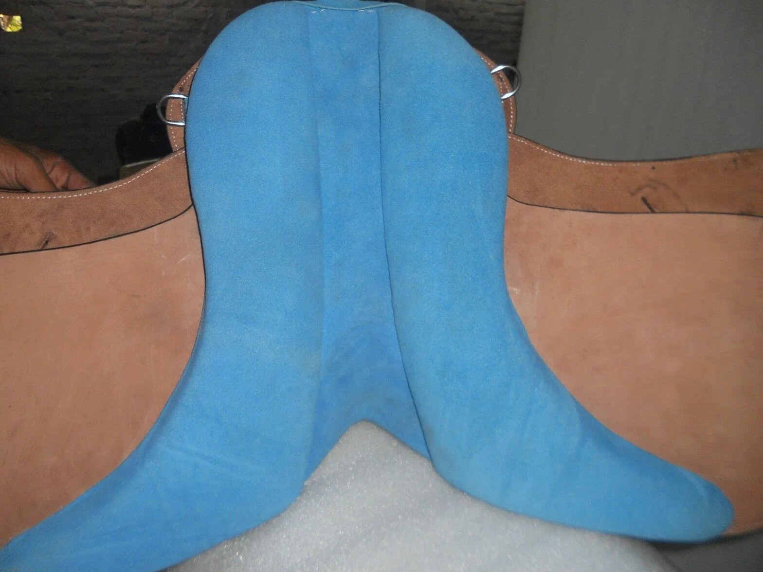 EU Sella inglese in pelle di qualità Dressage Treeless Saddle