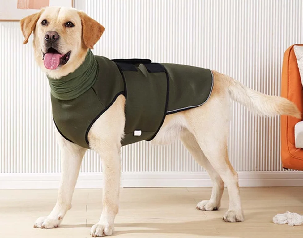 Cappotto calmante per cani con strisce riflettenti, protezioni orecchie, dolcevita ansia, per fuochi d'artificio e viaggi