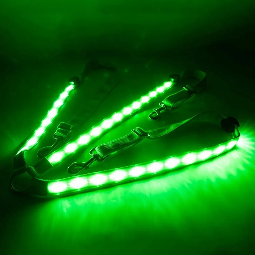 Imbracatura a LED, pettorale a LED, con luce a LED, per cavalli, per ambienti scuri, per esterni ed equestri (singola fila di luce verde)