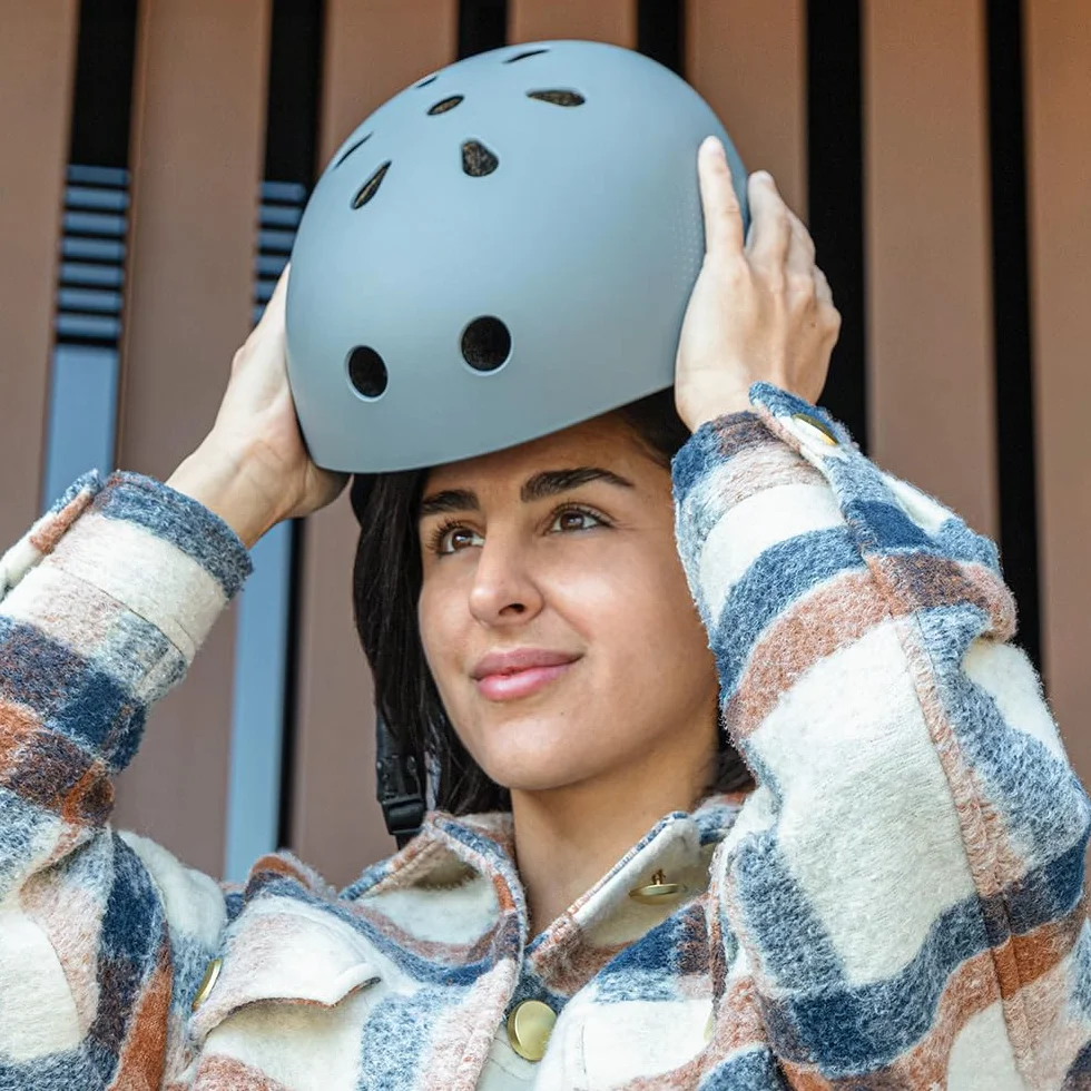 Cecotec Casco Montaña BrainGuard Sprinter, maggiore comodità, Ruota e cinghia di regolazione, Per biciclette e monopattini elettrici, Omologato