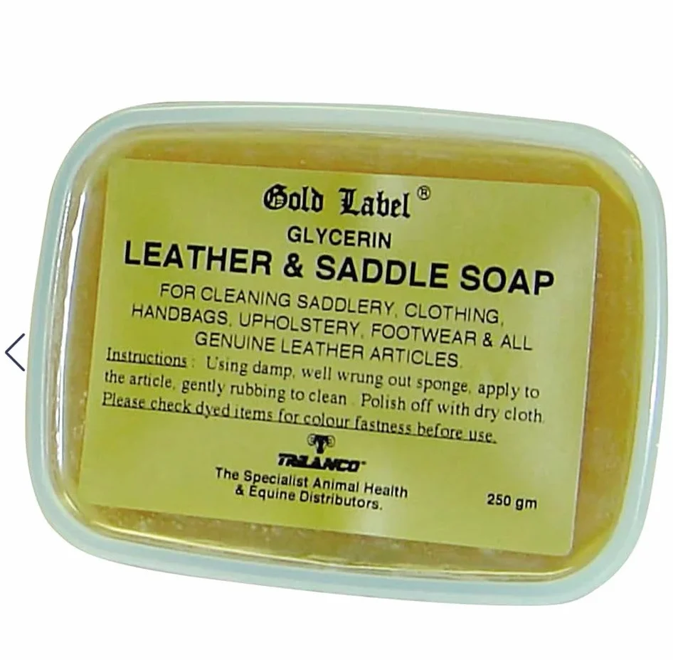 Gold Label Saddle Soap, saponetta con glicerina dura, ideale per la pulizia di selle, borse, tappezzeria, calzature e tutti i prodotti in vera pelle. (250 g)