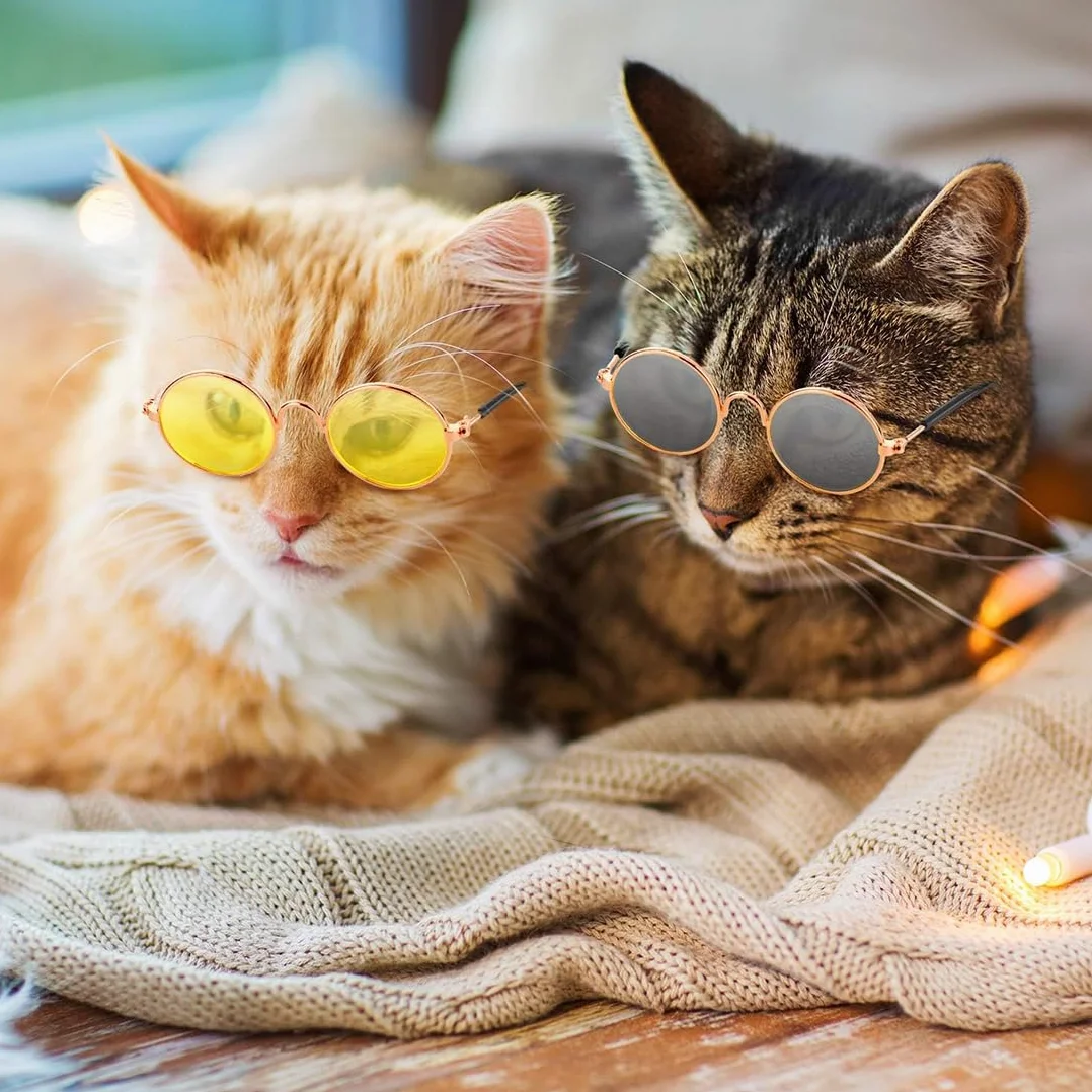 4 pezzi Occhiali da sole per gatti, Occhiali da sole da gatto, Simpatici occhiali da sole per animali, Occhiali da sole rotondi, Protezione dai raggi UV, per feste, cosplay