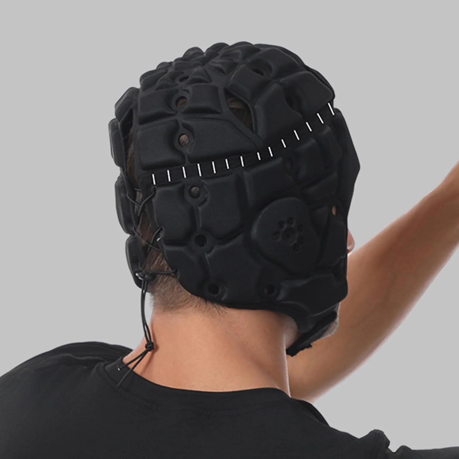 Casco da football imbottito regolabile riflettente copricapo protettivo calcio leggero confortevole