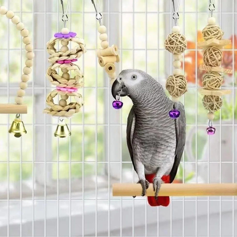 Giochi per Pappagalli, Altalene per Parrocchetti e Cockatiels, Giocattolo da Masticare, 8 Pezzi