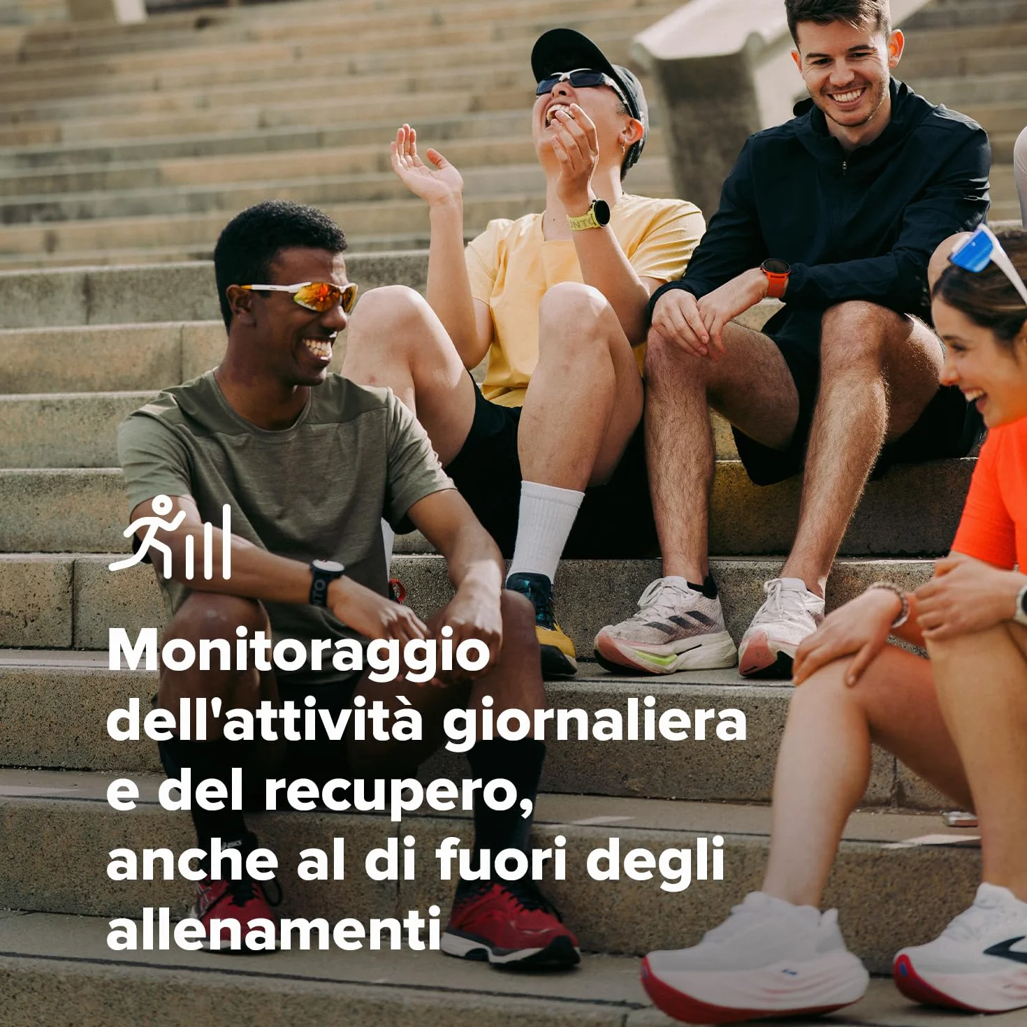SUUNTO RUN Orologio Sportivo da Corsa, 1,32" AMOLED Touchscreen, Tracker Attività, Smartwatch per Running, GPS Dual Band, Monitoraggio della Frequenza Cardiaca/Sonno, 12 Giorni di Autonomia, Musica